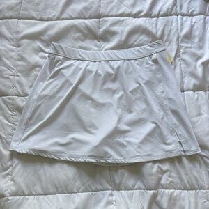 NWT Eleven By Venus Tennis Golf Skort Skirt White Stretch Womens Size XL Pockets